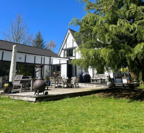 Waiara Riverside Home